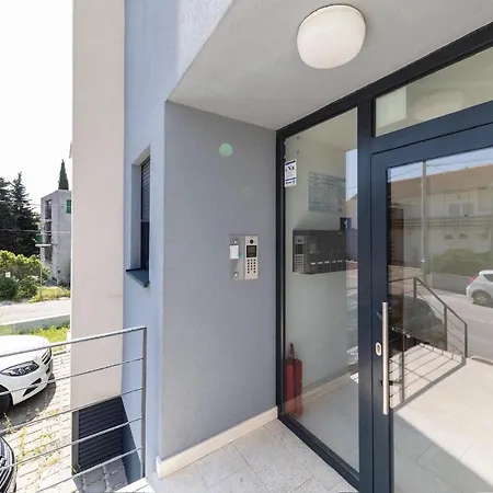 Lusea Apartman Zadar